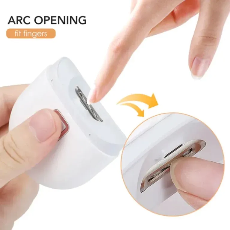 Electric nail clipper