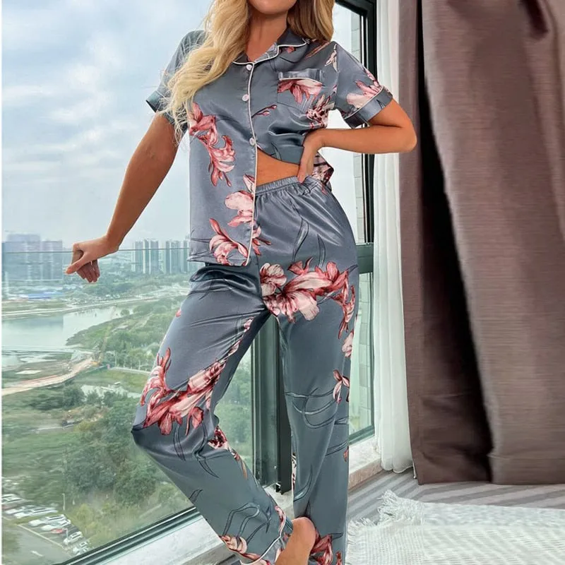 Lana Satin Women's Pyjama Set