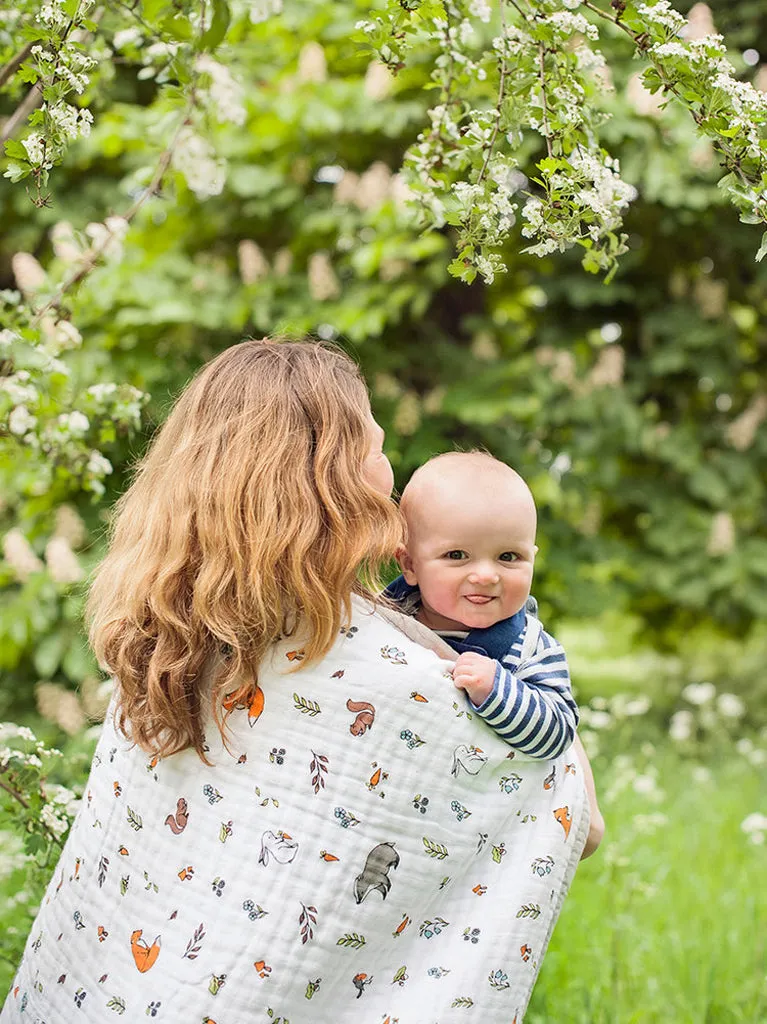 Organic cotton muslin quilt blanket 4 layer - Into the woods